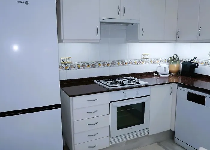 Entire , 2 Bedrooms Newly Remodeled Center Barcelona