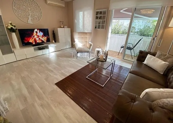 Entire , 2 Bedrooms Newly Remodeled Center Barcelona *