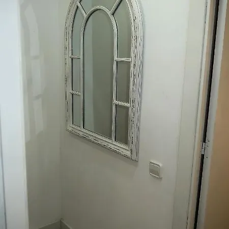 Entire , 2 Bedrooms Newly Remodeled Center Barcelona 시체스