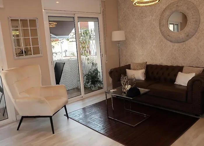 Entire , 2 Bedrooms Newly Remodeled Center Barcelona Sitges